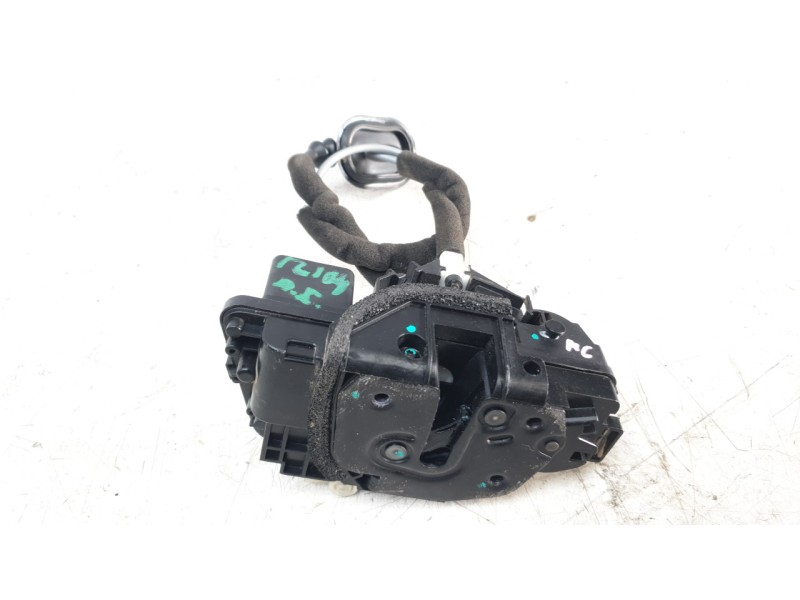 Recambio de cerradura puerta delantera izquierda para byd atto 3 ev referencia OEM IAM SC2EM6105200  