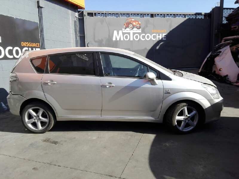 toyota corolla verso (r1) del año 2006