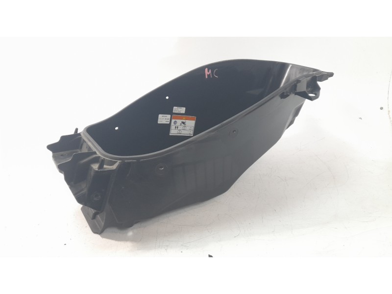 Recambio de baul bajo asiento para honda pcx pcx 125 (jk05) referencia OEM IAM 81250K1Z510  