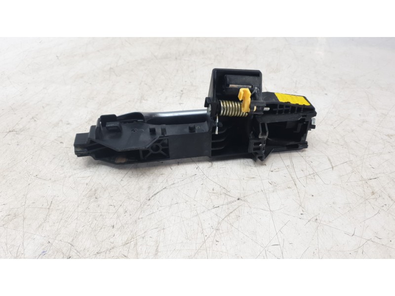 Recambio de maneta exterior delantera derecha para kia xceed business referencia OEM IAM 82661J7000  