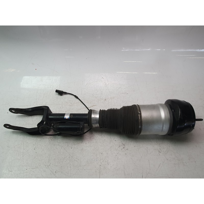 Recambio de amortiguador delantero derecho para mercedes-benz clase gl (x166) gl 500 4-matic (166.873) referencia OEM IAM A16632