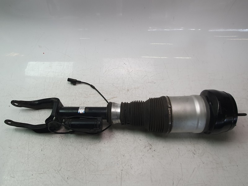 Recambio de amortiguador delantero derecho para mercedes-benz clase gl (x166) gl 500 4-matic (166.873) referencia OEM IAM A16632