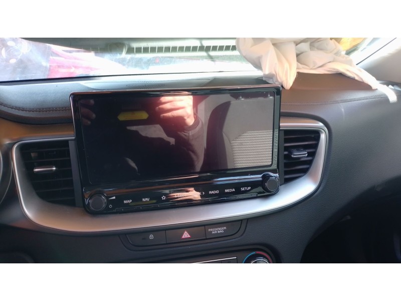 Recambio de pantalla multifuncion para kia xceed 1.0 t-gdi 74 kw (100 cv) referencia OEM IAM   
