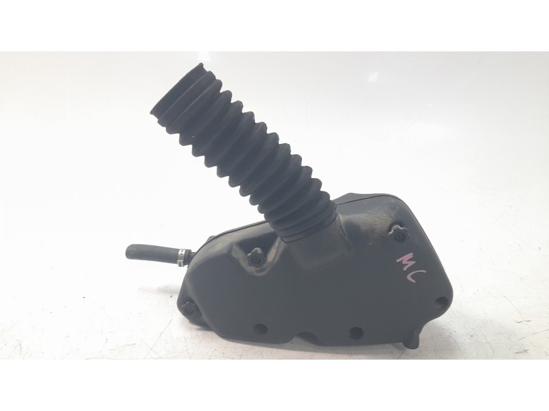 Recambio de caja filtro aire para piaggio (vespa) vespa primavera 125 i-get referencia OEM IAM 1A018348  