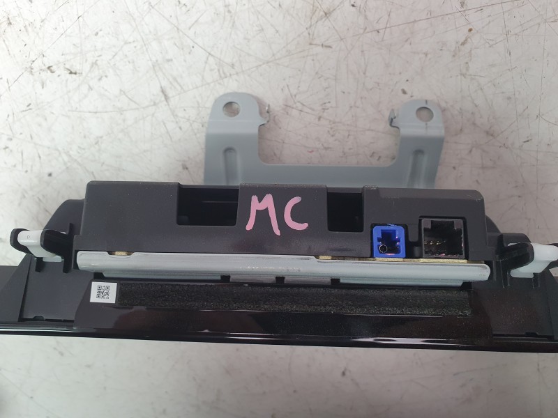 Recambio de sistema navegacion gps para mazda 3 berlina (bp) evolution referencia OEM IAM BDGF611J0A  