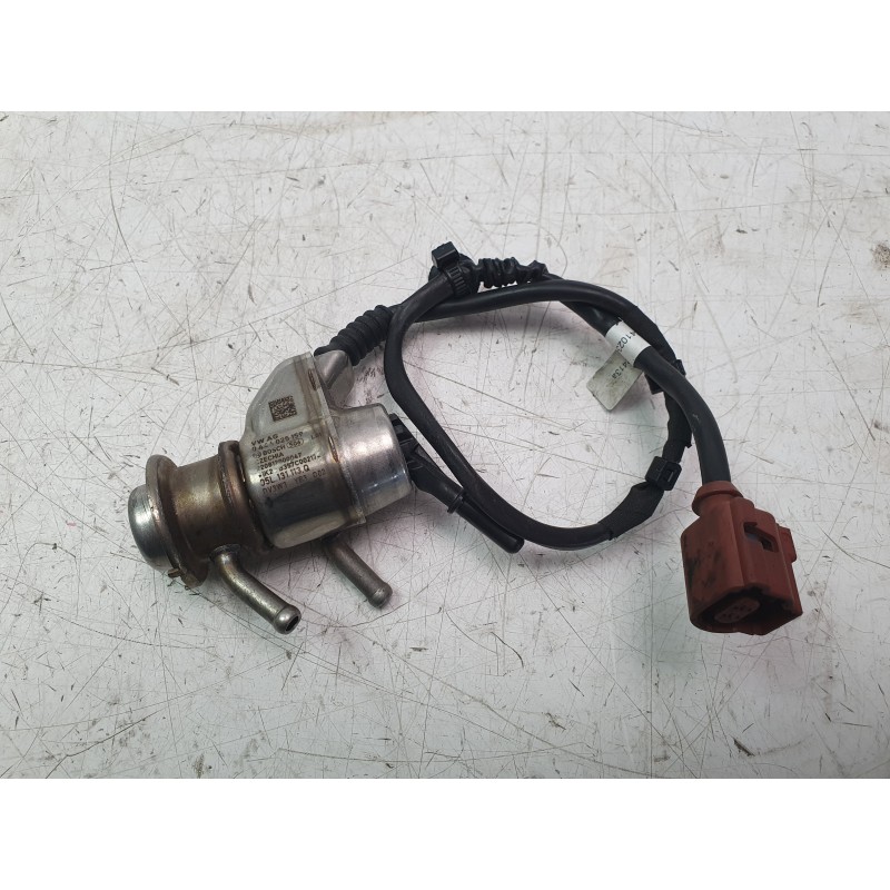 Recambio de inyector para seat leon sportstourer (kl8, kld) 2.0 tdi referencia OEM IAM 05L131113Q 0444025159 