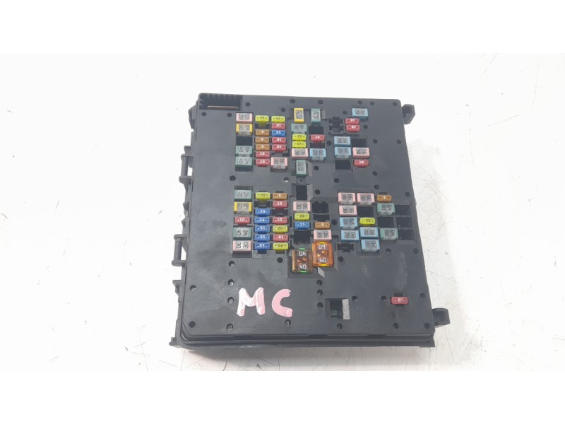 Recambio de caja reles / fusibles para ford kuga titanium referencia OEM IAM LX6T14D068  