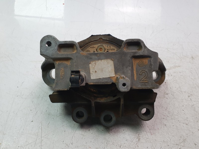 Recambio de soporte motor derecho para ford kuga titanium referencia OEM IAM LX616F012EB 586850 
