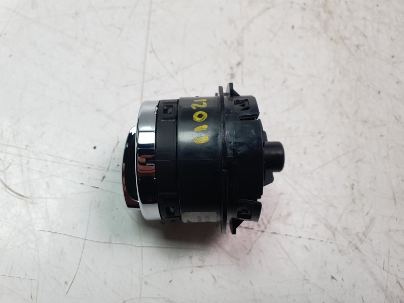 Recambio de mando luces para porsche 911 (typ 991) carrera 4s referencia OEM IAM 97061353308  