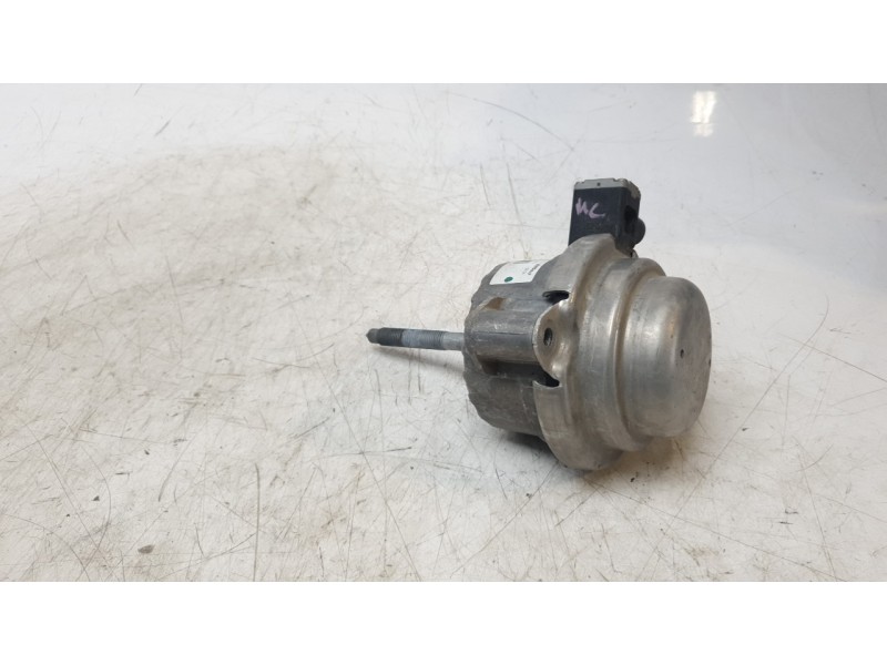 Recambio de soporte motor derecho para porsche 911 (typ 991) carrera 4s referencia OEM IAM 99137505908  