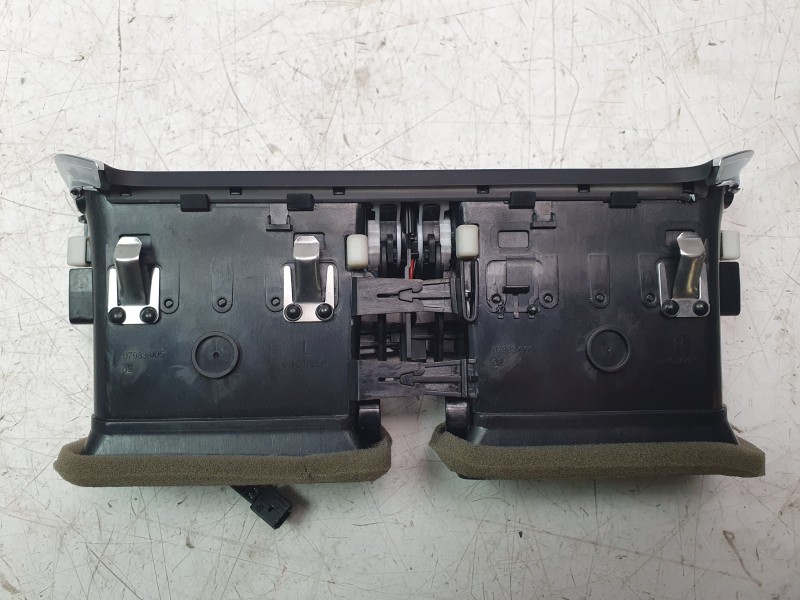 Recambio de aireador central para porsche 911 (typ 991) carrera 4s referencia OEM IAM 99155214100  