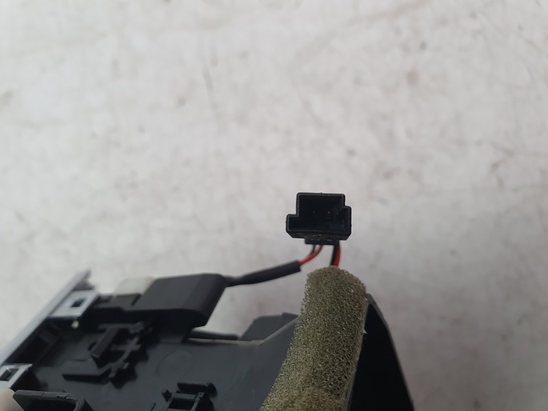 Recambio de aireador izquierdo para porsche 911 (typ 991) carrera 4s referencia OEM IAM 99155213100  