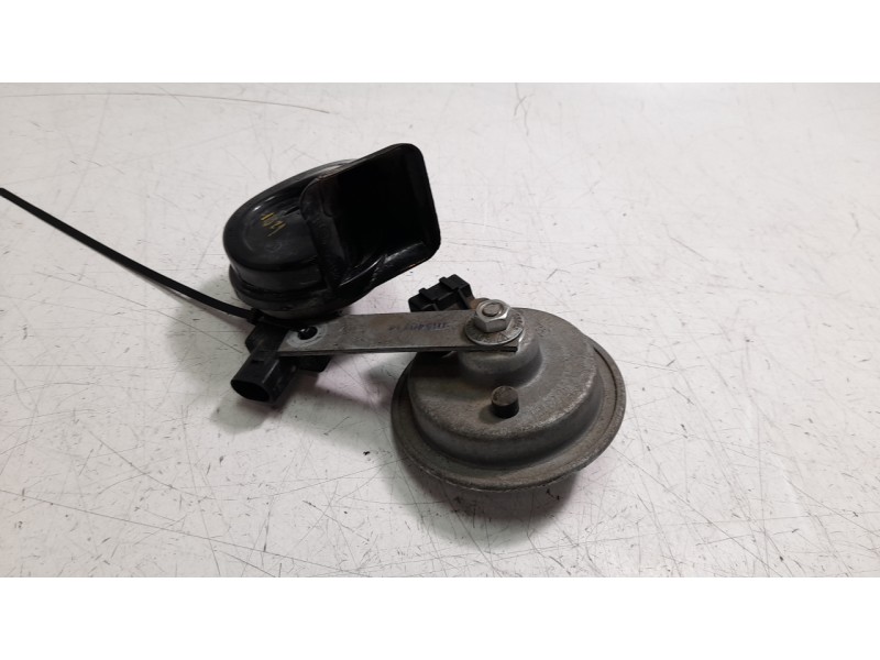 Recambio de claxon para porsche 911 (typ 991) carrera 4s referencia OEM IAM 99163514901  