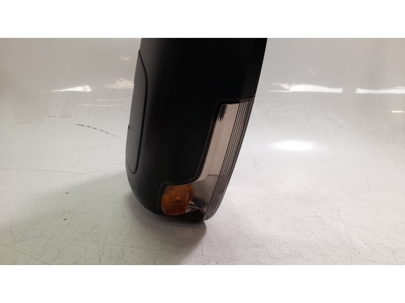 Recambio de retrovisor izquierdo para iveco daily furgón 2.3 diesel referencia OEM IAM 9802495911  1050974014 , 21421401 , FT950