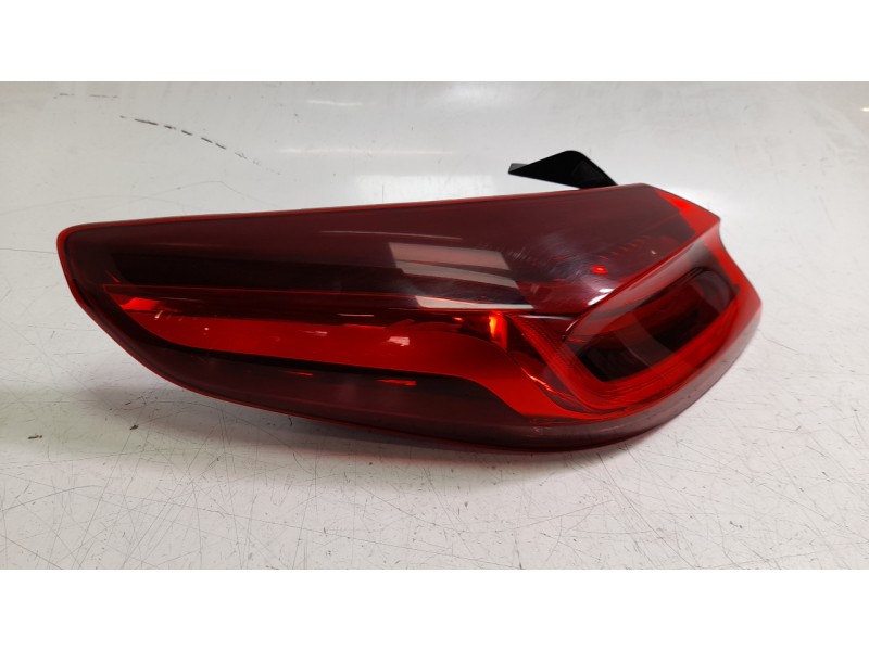 Recambio de piloto trasero izquierdo para kia xceed 1.0 t-gdi 74 kw (100 cv) referencia OEM IAM 92401J7350  