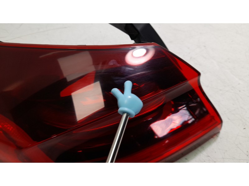 Recambio de piloto trasero izquierdo para kia xceed 1.0 t-gdi 74 kw (100 cv) referencia OEM IAM 92401J7350  