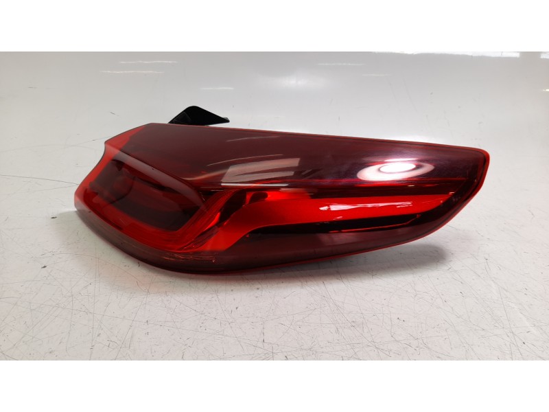 Recambio de piloto trasero derecho para kia xceed 1.0 t-gdi 74 kw (100 cv) referencia OEM IAM 92402J7350  