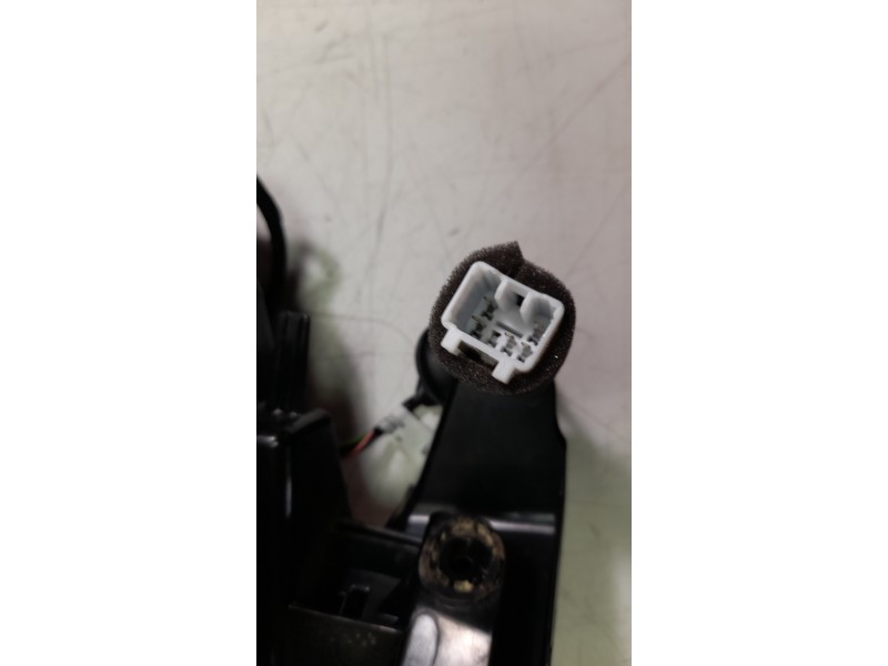 Recambio de piloto trasero derecho para kia xceed 1.0 t-gdi 74 kw (100 cv) referencia OEM IAM 92402J7350  