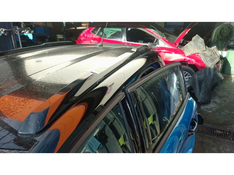 Recambio de barras techo para citroën nuevo citroen c3 turbo 100 s&s 6v max nuevo citroen c3 turbo 100 s&s 6v max referencia OEM