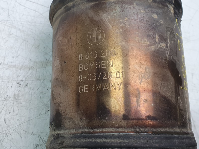 Recambio de catalizador para mini f56 cooper s referencia OEM IAM 8616200  