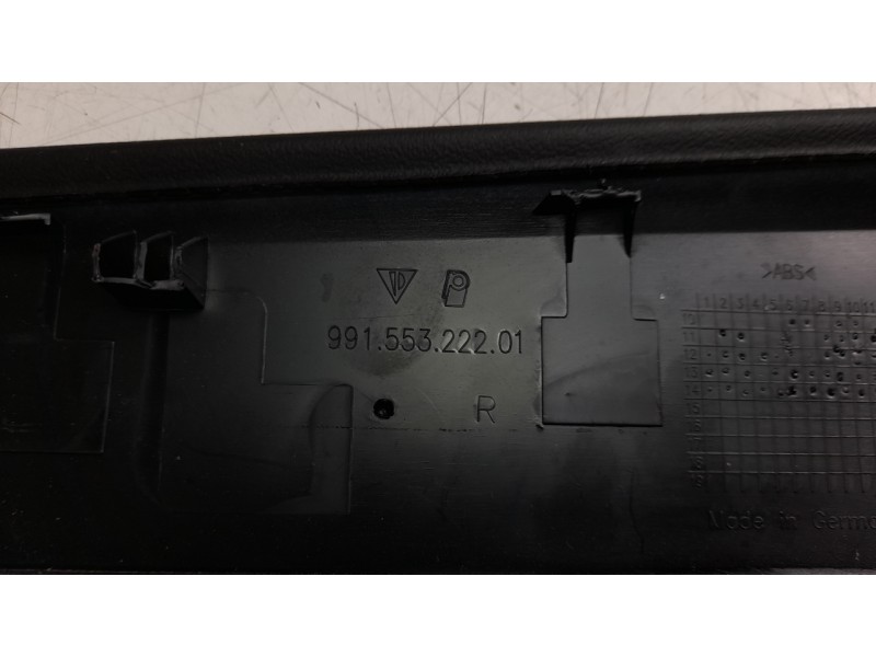Recambio de moldura para porsche 911 (typ 991) carrera 4s referencia OEM IAM 99155322201  