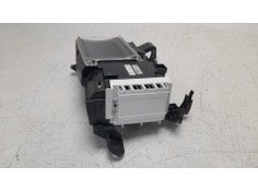 Recambio de pantalla multifuncion para toyota prius+ advance referencia OEM IAM 766491470   2