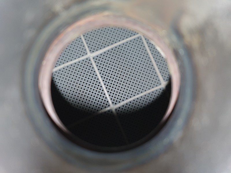 Recambio de filtro de particulas para ford kuga titanium referencia OEM IAM 82529633  