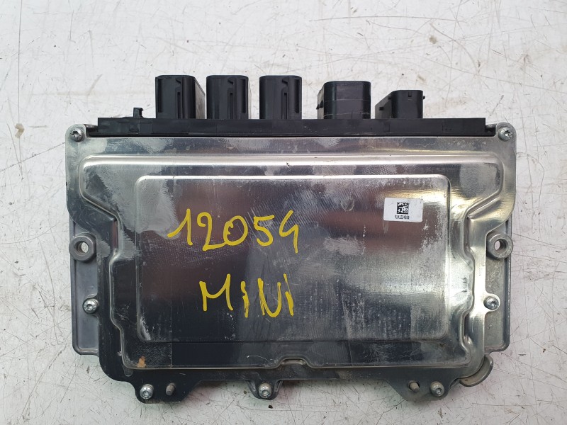 Recambio de centralita motor uce para mini f56 cooper s referencia OEM IAM 12148674262  