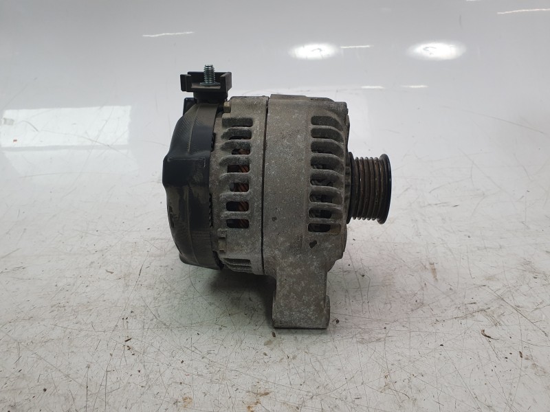 Recambio de alternador para mini f56 cooper s referencia OEM IAM 764013103  