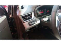 Recambio de aireador izquierdo para renault clio v referencia OEM IAM 687613297R   2