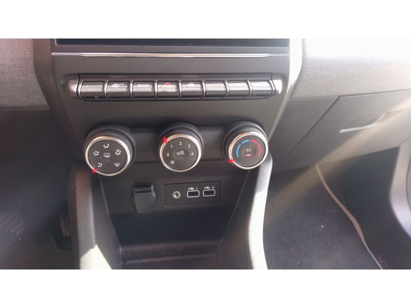 Recambio de mando climatizador para renault clio v referencia OEM IAM   