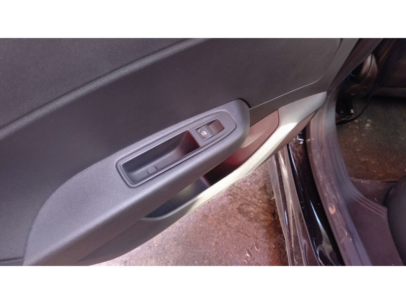 Recambio de mando elevalunas trasero izquierdo para renault clio v referencia OEM IAM   