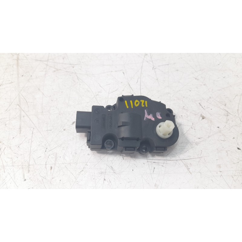 Recambio de motor apertura trampillas climatizador para porsche 911 (typ 991) carrera 4s referencia OEM IAM 412650850  