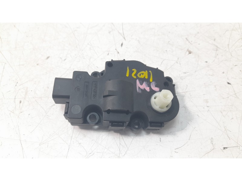 Recambio de motor apertura trampillas climatizador para porsche 911 (typ 991) carrera 4s referencia OEM IAM 412650850  