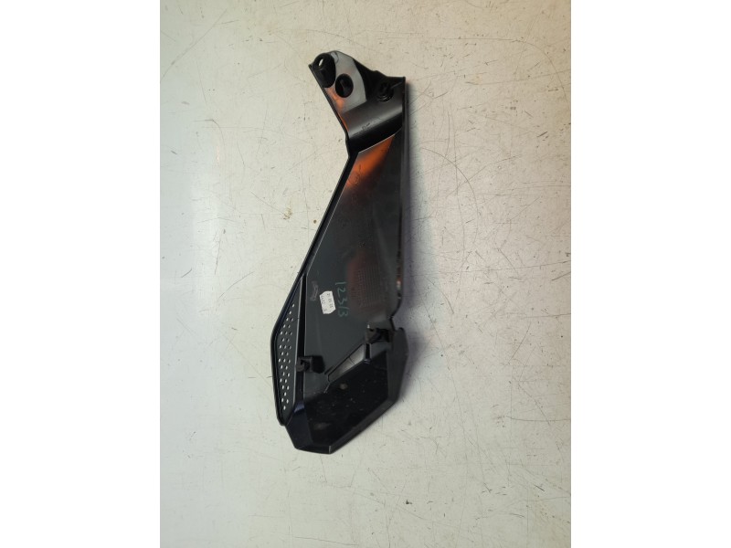 Recambio de moldura para bmw r 1250 r 1250 gs referencia OEM IAM 46638556638  