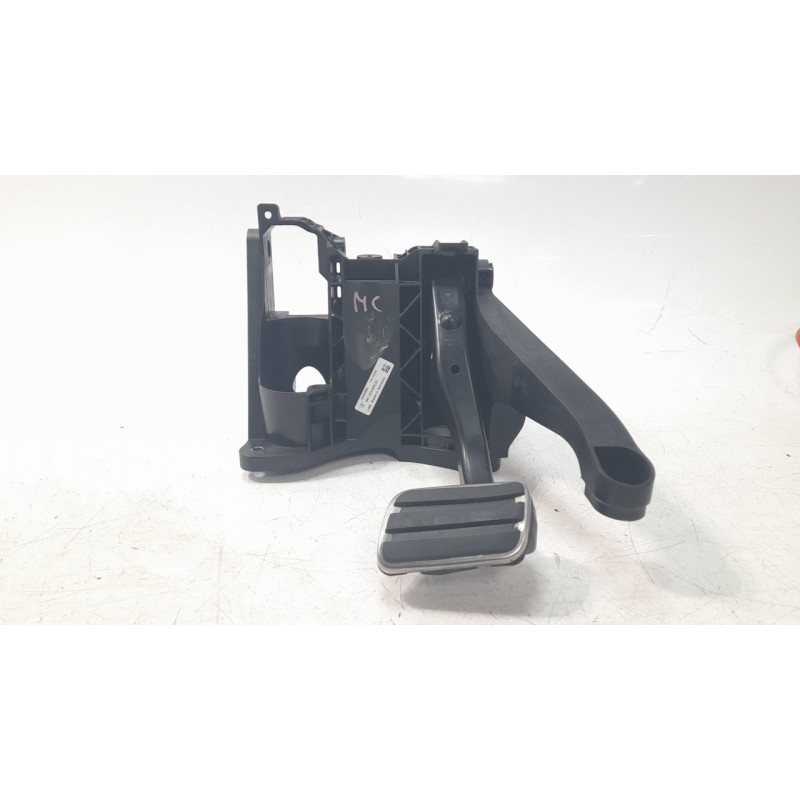 Recambio de pedal freno para porsche 911 (typ 991) carrera 4s referencia OEM IAM 99142300922  