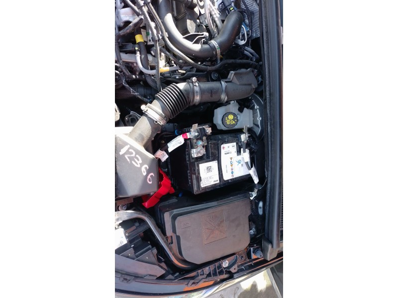 Recambio de centralita motor uce para renault clio v referencia OEM IAM   