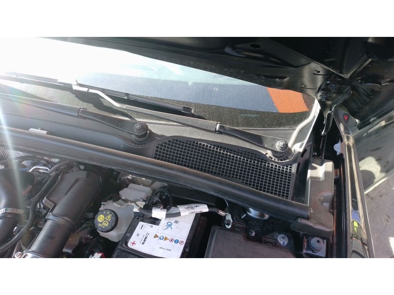 Recambio de motor limpia delantero para renault clio v referencia OEM IAM   