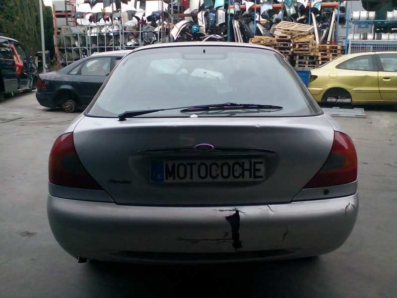 ford mondeo berlina (gd) del año 2000