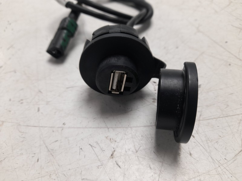 Recambio de modulo electronico para yamaha tmax tmax referencia OEM IAM YMEFUSBU0000  