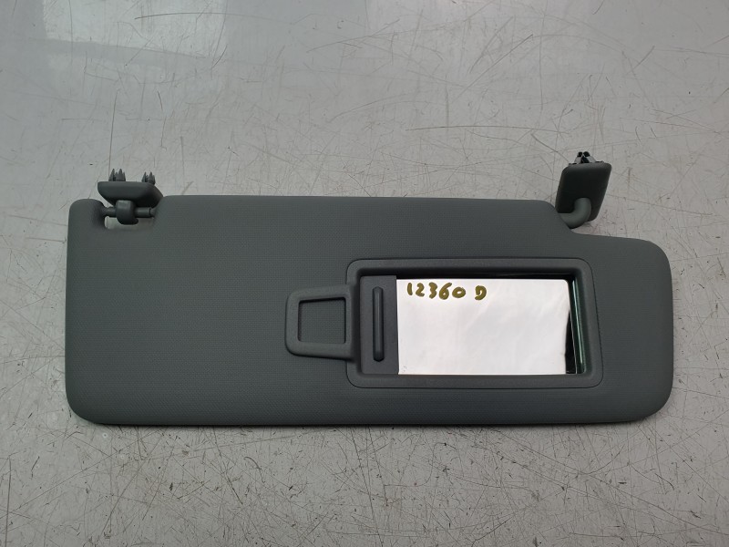 Recambio de parasol derecho para audi a1 sportback (gba) 30 tfsi referencia OEM IAM 82A857552K  