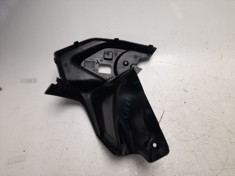 Recambio de moldura para bmw r 1250 r 1250 gs referencia OEM IAM 46638556643  