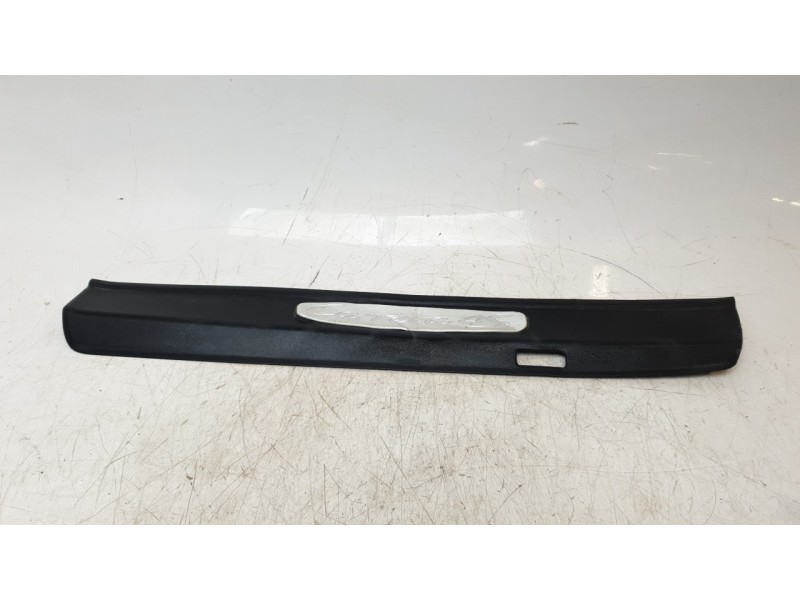 Recambio de moldura para porsche 911 (typ 991) carrera 4s referencia OEM IAM 99155530332  
