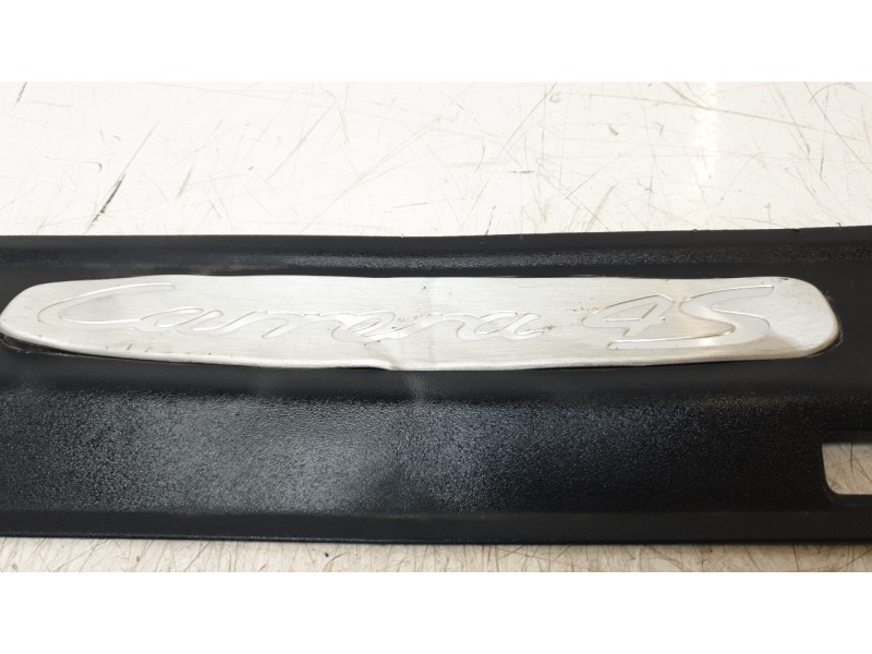 Recambio de moldura para porsche 911 (typ 991) carrera 4s referencia OEM IAM 99155530332  