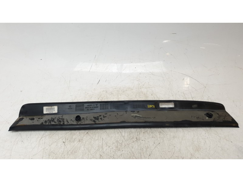 Recambio de moldura para porsche 911 (typ 991) carrera 4s referencia OEM IAM 99155530332  