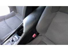 Recambio de apoyabrazos central para toyota c-hr (_x1_) 1.8 hybrid (zyx10_, zyx11_) referencia OEM IAM   