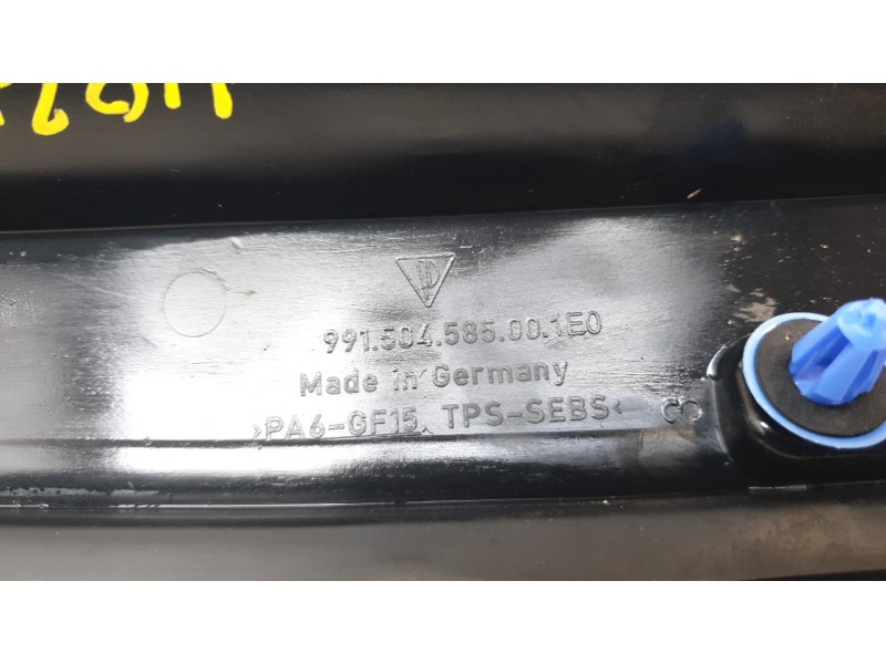 Recambio de moldura para porsche 911 (typ 991) carrera 4s referencia OEM IAM 99150458500  