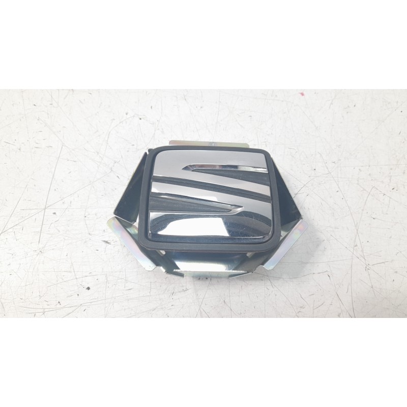 Recambio de maneta exterior porton para seat leon st (5f8) 1.5 tgi referencia OEM IAM 5F0827565D  