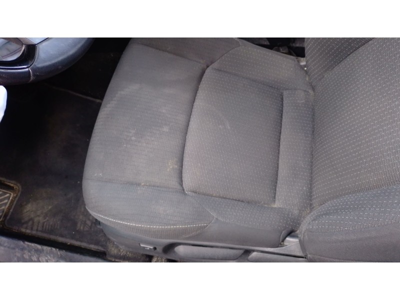 Recambio de juego asientos completo para toyota c-hr (_x1_) 1.8 hybrid (zyx10_, zyx11_) referencia OEM IAM   