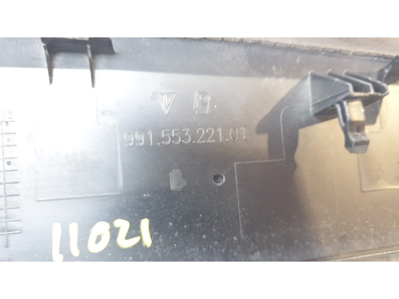 Recambio de moldura para porsche 911 (typ 991) carrera 4s referencia OEM IAM 99155322101  